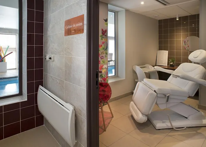 Domitys Le Palmier Du Roi Aparthotel Pau