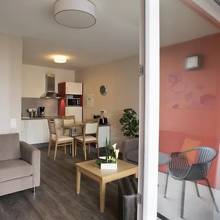 Domitys Le Palmier Du Roi Aparthotel Pau
